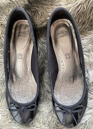 Msrks&spenser чарівні елегантні туфельки,на зручних підборах