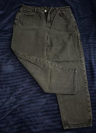 Сірі джинси мом