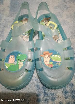 Сандалии силиконовые