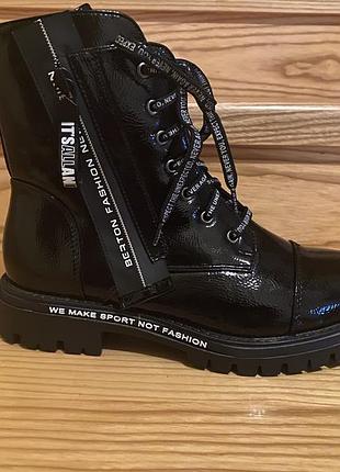 Ботінки жіночі , код 9008