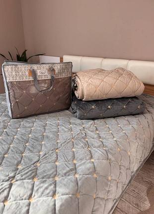 Велюрове покрвиало корона, 210/230 см