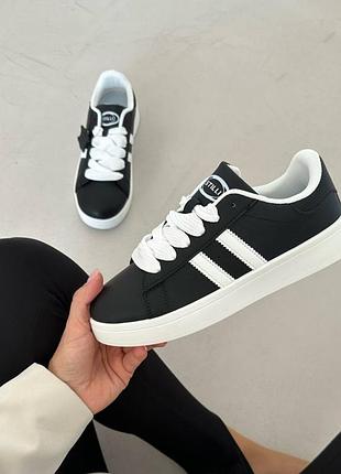 Черные кроссовки из натуральной кожи