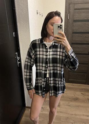 Сорочка в клітинку