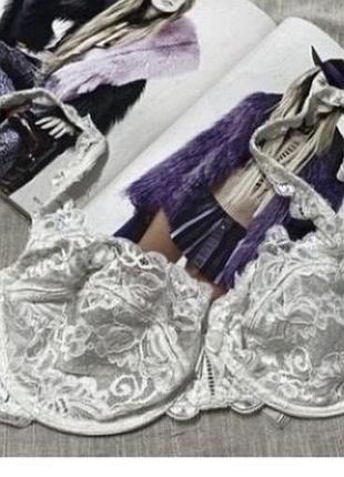 Valisere шикарний білий мереживний бюст на кісточках люкс бренду