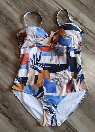 Слитный купальник с цветочным принтом