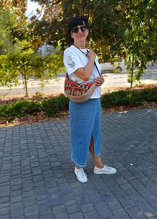 Яскрава сумка - бананка через плече з яскравим принтом, ручної роботи.