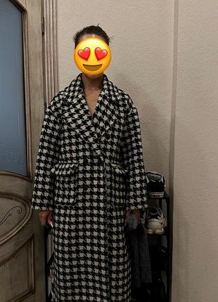 Пальто в гусячу лапку