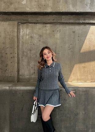 Костюм жіночий