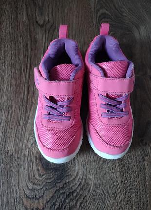 Кроссовки розовые