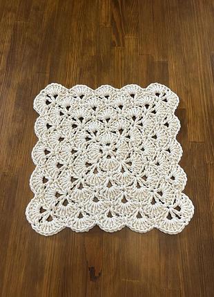 Вязаная салфетка подставка под горячее ручная работа