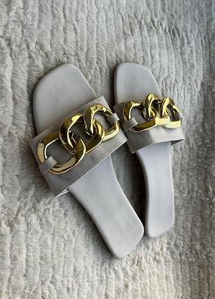 Шльопанці жіночі 40 р.