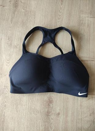 Фирменный женский спортивный топ nike, м.