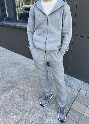 Спортивний костюм для чоловіків