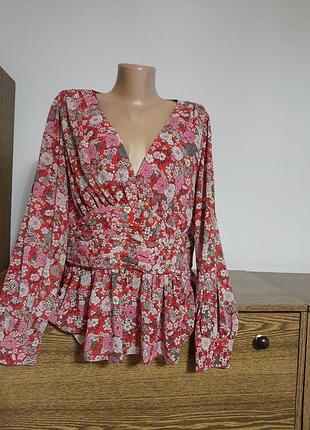 Блуза красивая