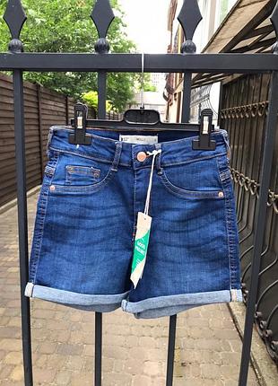 Новые шорты с биркой molly на рост 122-134 см