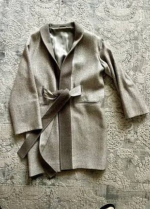 Стильное пальто, дорогая ткань - идеальный крой