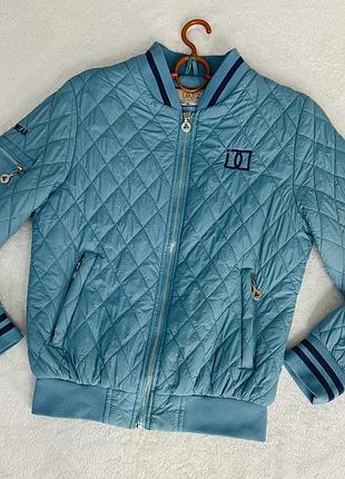 Стьобана демізезонна куртка розміру xl бомбер