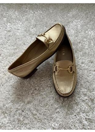 Лофери жіночі золотисті