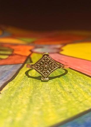 Женское винтажное кольцо