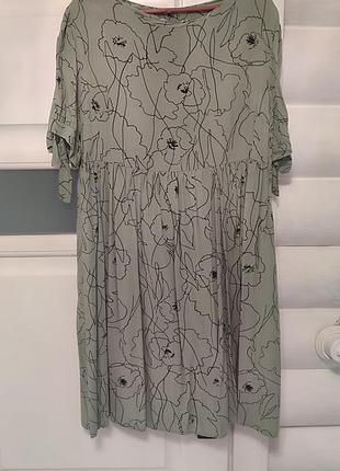 Нежное платье