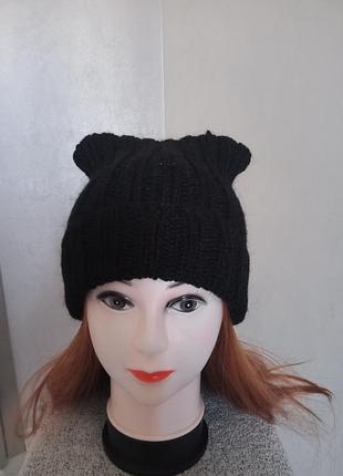 Шапка бини с отворотом демисезон черного цвета ручная работа (мод40)