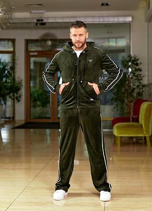 Мужской велюровый костюм