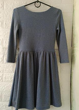 Платье маленького размера можно на девочку