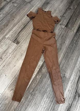 Костюм штани і топ