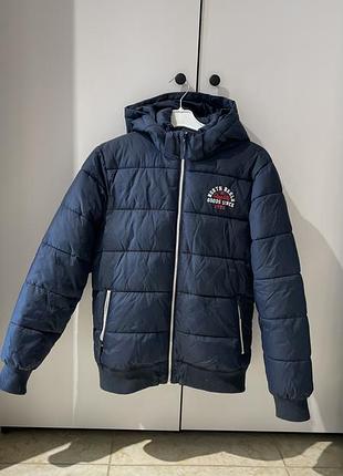 Теплс куртку на осінь-зиму