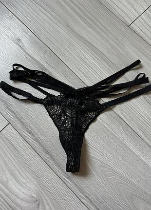 Трусики стрінги з портупеями ажурні
