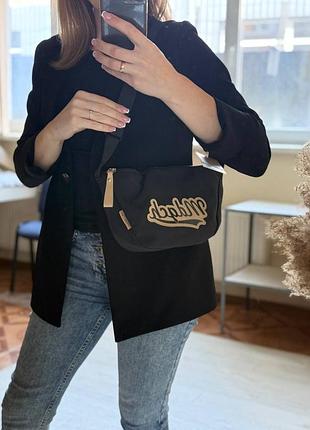 Акция🚨. сумка-багет текстиль 30х19х8 одно отделение на молнии. внутри открытые карманы.