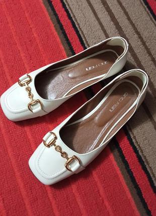 Балетки кожа