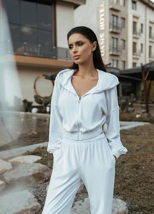 Мега стильный велюровый костюм двойка😍