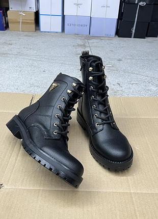 Черевики guess ботинки