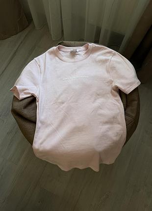 Футболка ніжно рожевого кольору