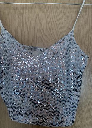 Два коктейлеві топи