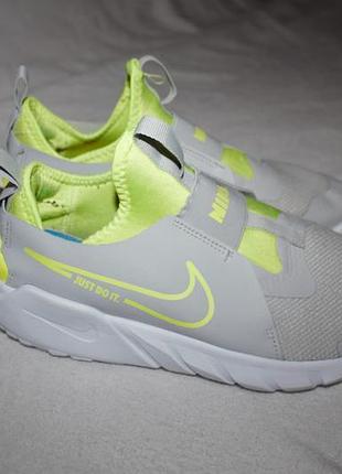 Кросівки фірми nike 39 розмір за устілкою 25 см