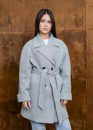 Пальто сіре