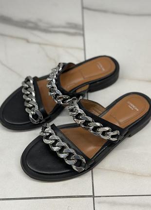Шльопанці босоніжки givenchy 37р
