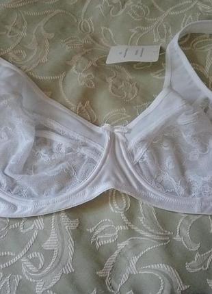 Бюстгальтер новый