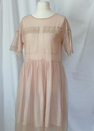 Ефектна гіпюрова сукня вільний крій плаття julia gurskaja пудрове з кристалами