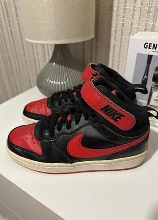 Кросівки на хлопчика nike