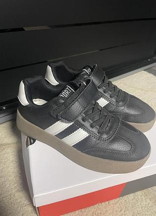 Продам кеди