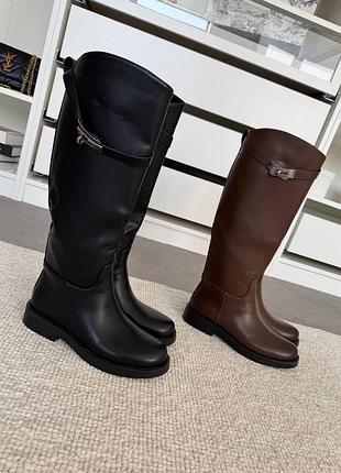 Жіночі шкіряні чоботи труби