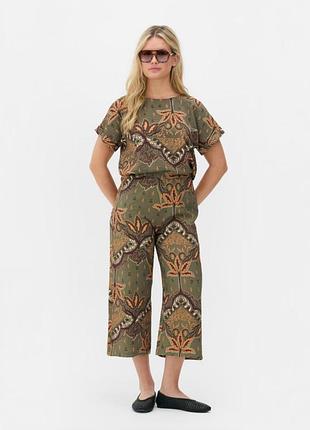 Костюм жіночій віскоза