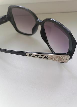 Очки от солнца на среднее и больше лицо подойдут