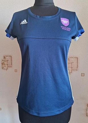 Женская, спортивная футболка adidas оригинал, синего цвета, летняя с коротким рукавом, размер xs-s 100%полиэстр, состояние новой.
