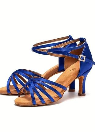 Туфли для танцев