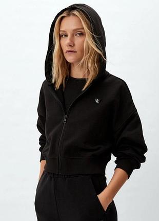 Толстовка/ кофта на замку calvin klein s/m
