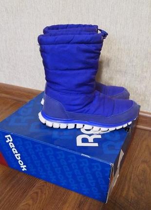 Класнючі дутікі reebok 35р-36р9 фото